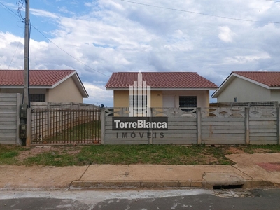 Casa em Cará-cará, Ponta Grossa/PR de 50m² 2 quartos à venda por R$ 134.000,00