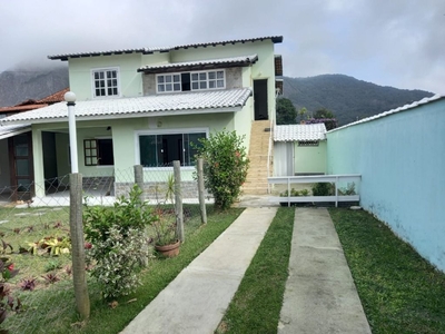 Casa em Centro, Maricá/RJ de 280m² 4 quartos à venda por R$ 1.099.000,00