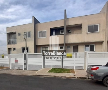 Casa em Contorno, Ponta Grossa/PR de 93m² 3 quartos à venda por R$ 389.000,00