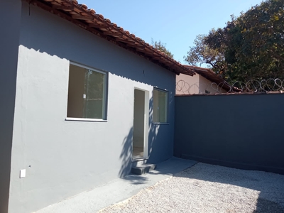 Casa em Dumaville, Esmeraldas/MG de 60m² 2 quartos à venda por R$ 114.000,00