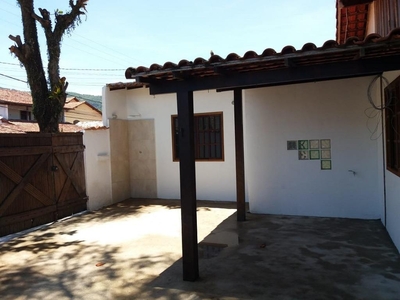 Casa em Itaipu, Niterói/RJ de 150m² 3 quartos para locação R$ 2.500,00/mes