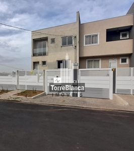 Casa em Ronda, Ponta Grossa/PR de 136m² 3 quartos à venda por R$ 549.000,00