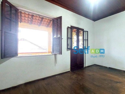 Casa em São Domingos, Niterói/RJ de 219m² 4 quartos para locação R$ 2.200,00/mes