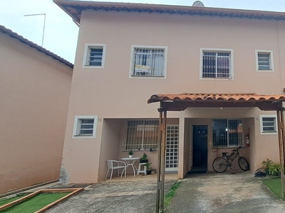 Casa em São Gabriel, Belo Horizonte/MG de 58m² 2 quartos à venda por R$ 249.000,00