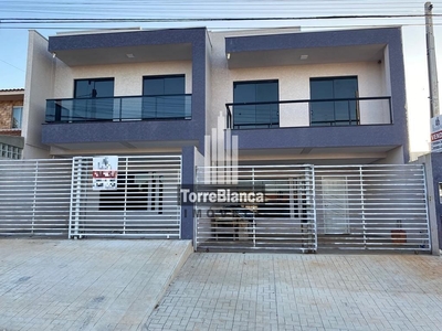 Casa em Uvaranas, Ponta Grossa/PR de 113m² 3 quartos à venda por R$ 449.000,00 ou para locação R$ 2.300,00/mes