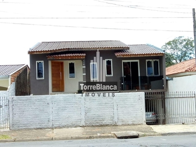 Casa em Uvaranas, Ponta Grossa/PR de 217m² 4 quartos à venda por R$ 849.000,00