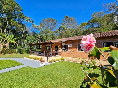 Casa em Vargem Grande, Teresópolis/RJ de 160m² 3 quartos à venda por R$ 979.000,00