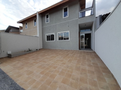 Casa em Vila São Geraldo, Taubaté/SP de 154m² 3 quartos à venda por R$ 688.000,00