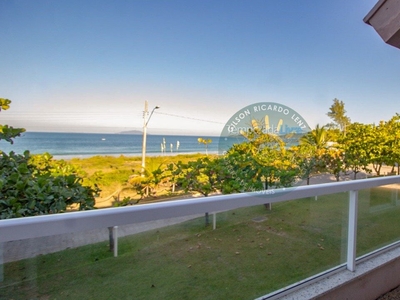 Casa Geminada de frente para a Praia de Quatro Ilhas - EXCLUSIVO