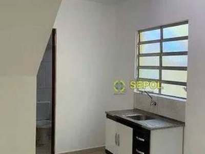 Casa Independente com 1 dormitório para alugar, 50 m² por R$ 900/mês - Jardim Egle - São P