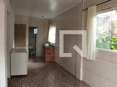 Casa para Aluguel - Aparecida, 2 Quartos, 60 m2