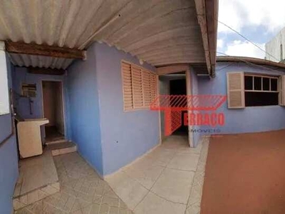 Casa para aluguel com 50 metros quadrados com 1 quarto em Vila Cecília Maria - Santo André