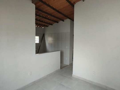 Casa para Locação em Salvador, Pau Miúdo, 1 dormitório, 1 banheiro