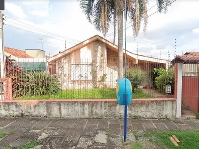 Casa para Venda - 214m², 3 dormitórios, sendo 1 suites, 3 vagas - Tristeza