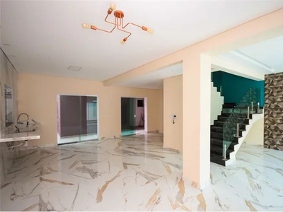 Casa para venda em Ipiranga de 240.00m² com 5 Quartos, 1 Suite e 3 Garagens