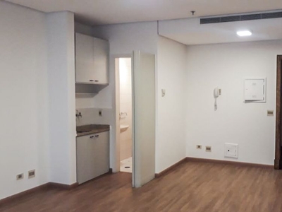 Conjunto em Brooklin Paulista, São Paulo/SP de 32m² para locação R$ 1.500,00/mes