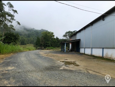 Galpão no Bairro Vila Itoupava em Blumenau com 695 m²