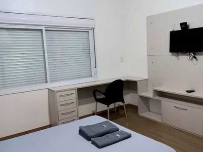 Kitnet com 1 dormitório para alugar, 30 m² por R$ 1.520/mês no Centro em Pelotas/RS