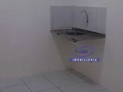 Kitnet com 1 dormitório para alugar, 30 m² por R$ 550/mês - Dionisio Torres - Fortaleza/CE