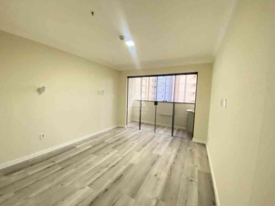 Quitinete com 1 quarto para alugar no bairro Sul, 34m²