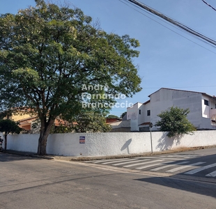 Terreno em Centro, Boituva/SP de 450m² à venda por R$ 966.000,00