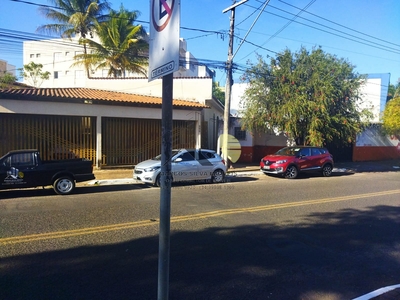 Terreno em Santa Mônica, Uberlândia/MG de 210m² à venda por R$ 418.000,00