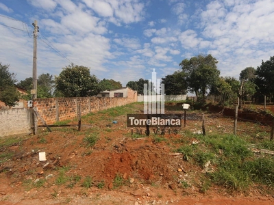 Terreno em Uvaranas, Ponta Grossa/PR de 10m² à venda por R$ 121.000,00