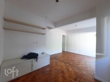 Apartamento à venda em Gávea com 56 m², 2 quartos