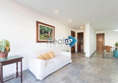 Apartamento à venda em Leblon com 140 m², 4 quartos, 1 suíte, 1 vaga