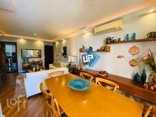 Apartamento à venda em Gávea com 117 m², 4 quartos, 1 suíte, 2 vagas