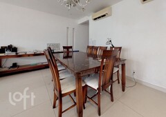 Apartamento à venda em Copacabana com 217 m², 4 quartos, 2 suítes, 1 vaga