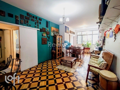 Apartamento à venda em Laranjeiras com 93 m², 3 quartos, 1 suíte