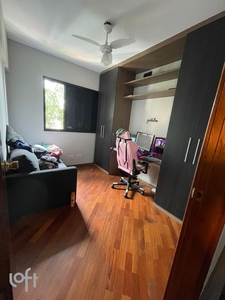 Apartamento à venda em Vila Sônia com 77 m², 3 quartos, 1 suíte, 2 vagas