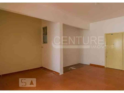 Apartamento com 2 quartos para alugar no bairro Centro, 80m²