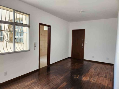 Apartamento com 3 quartos à venda no bairro Silveira, 90m²