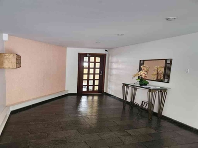 Apartamento com 3 quartos para alugar no bairro Silveira, 90m²