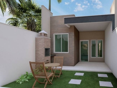 Casa com 3 Quartos e 2 banheiros à Venda, 85 m² por R$ 230.000
