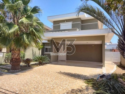 Imóvel com 3 Quartos e 6 banheiros à Venda, 270 m² por R$ 1.880.000