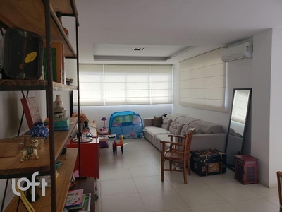 Apartamento à venda em Tijuca com 158 m², 2 quartos, 1 suíte, 1 vaga