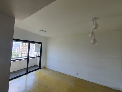Apartamento à venda em Vila Sônia com 64 m², 2 quartos, 1 suíte, 2 vagas