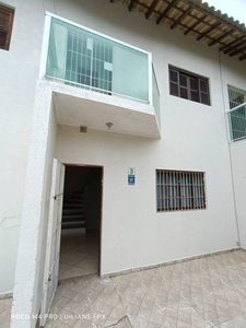 Casa de Condomínio com 2 Quartos e 3 banheiros à Venda, 84 m² por R$ 260.000