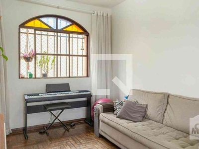 Apartamento com 3 quartos à venda no bairro Colégio Batista, 90m²