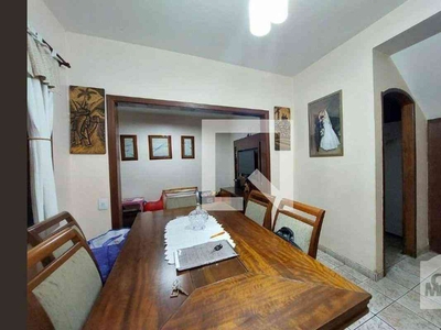Casa com 3 quartos à venda no bairro Teixeira Dias, 280m²