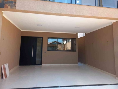 Casa com 4 quartos à venda no bairro Jaó, 205m²
