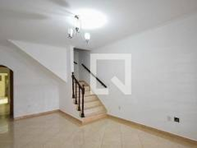 Casa com 2 Quartos para alugar, 150m² - Vila Santa Luzia