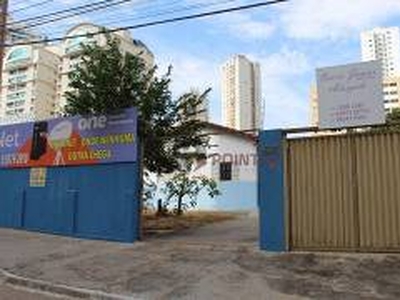 Casa com 2 Quartos para alugar, 230m² - Vila Maria José