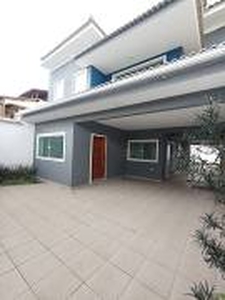 Casa com 3 Quartos à venda, 270m² - Campo Grande