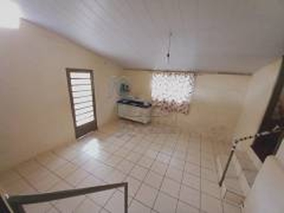 Casa com 3 Quartos à venda, 91m² - Centro