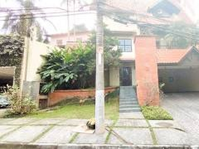 Casa com 3 Quartos para alugar, 416m² - Sao Paulo II