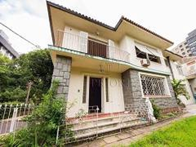 Casa com 4 Quartos para alugar, 225m² - Rio Branco